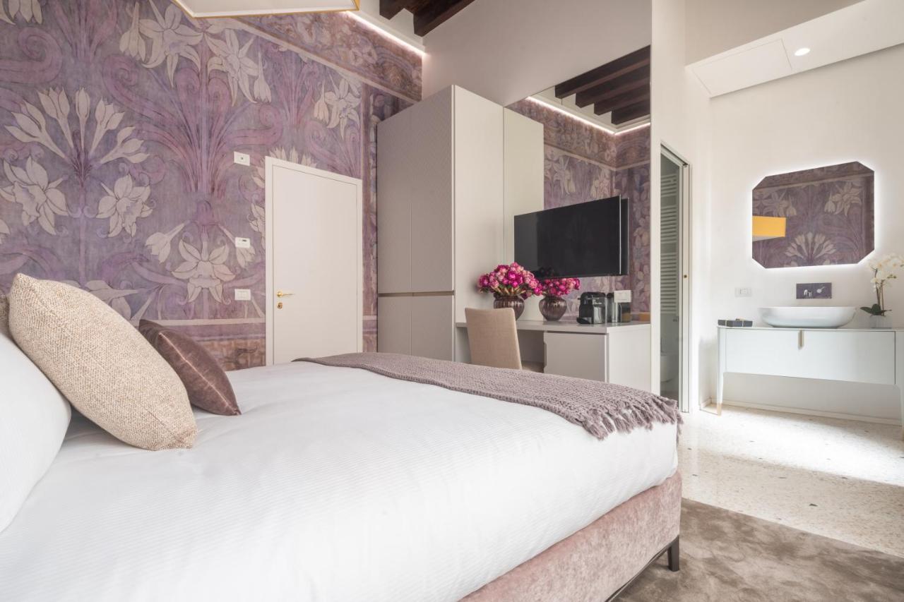 Ninfea Luxury Suites Venice Exterior photo